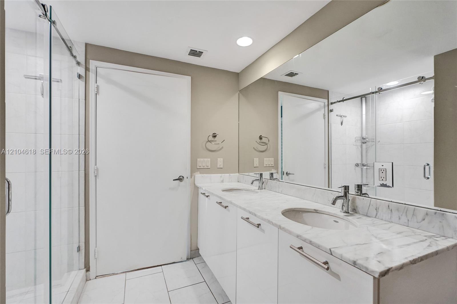951 Brickell Avenue 1106 Property Photo 11