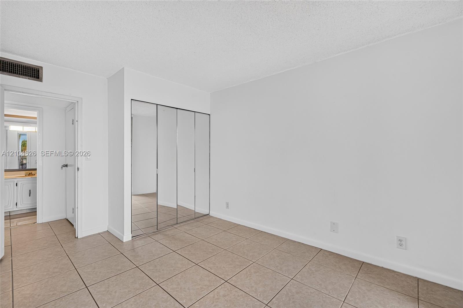 2000 Atlantic Shores Boulevard 120 Property Photo 11