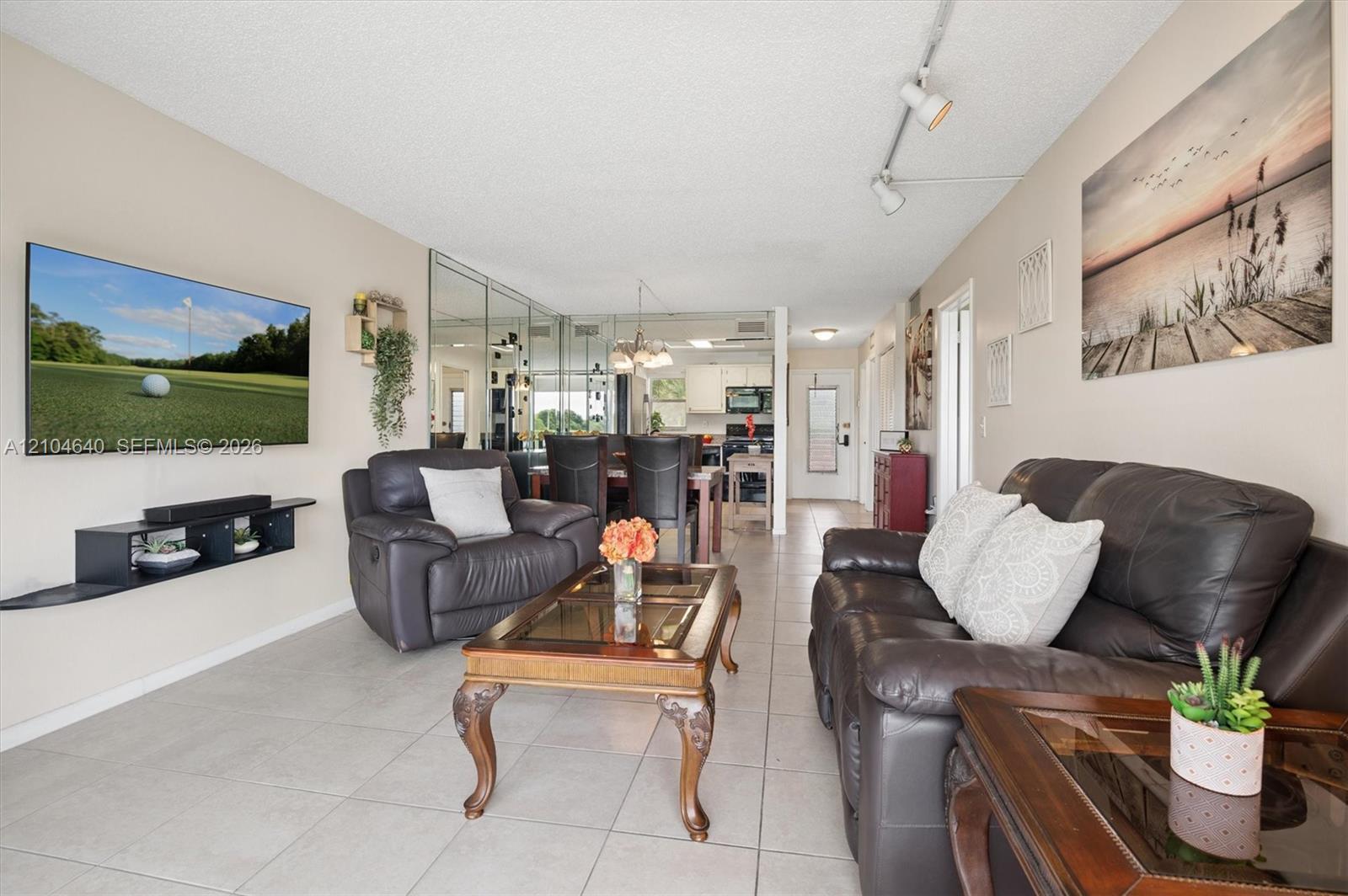 8900 Washington Boulevard 205a Property Photo 6