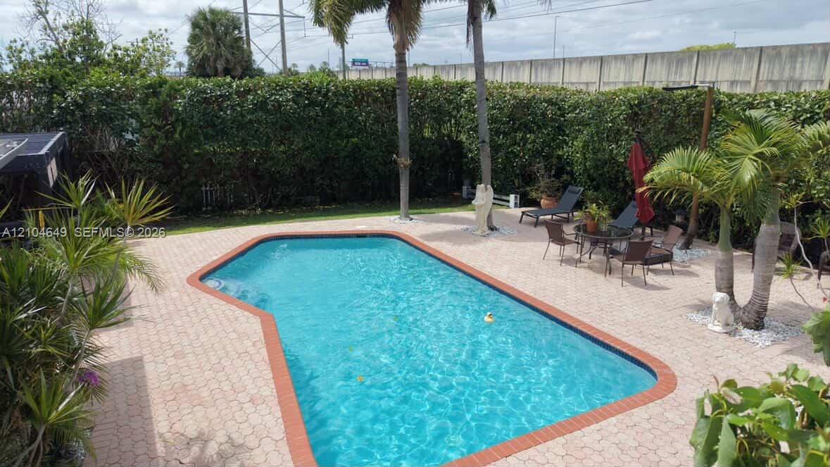 911 Sw 51st Avenue Property Photo 29