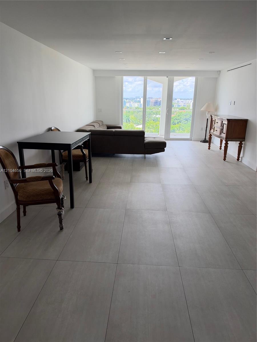 9801 Collins Avenue 12Q Property Photo 1