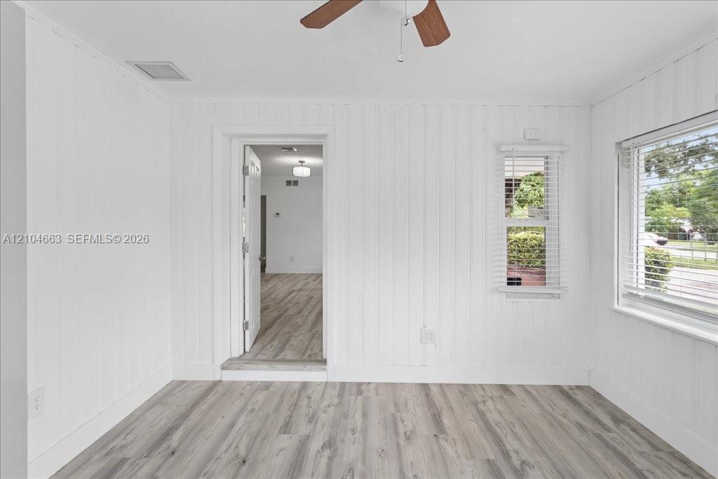 305 Nw 111th Street Property Photo 14