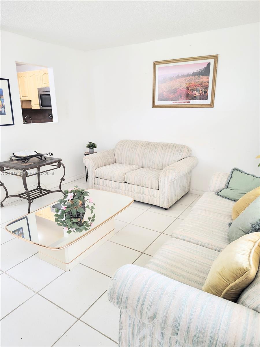 9061 Sunrise Lakes Boulevard 102 Property Photo 1