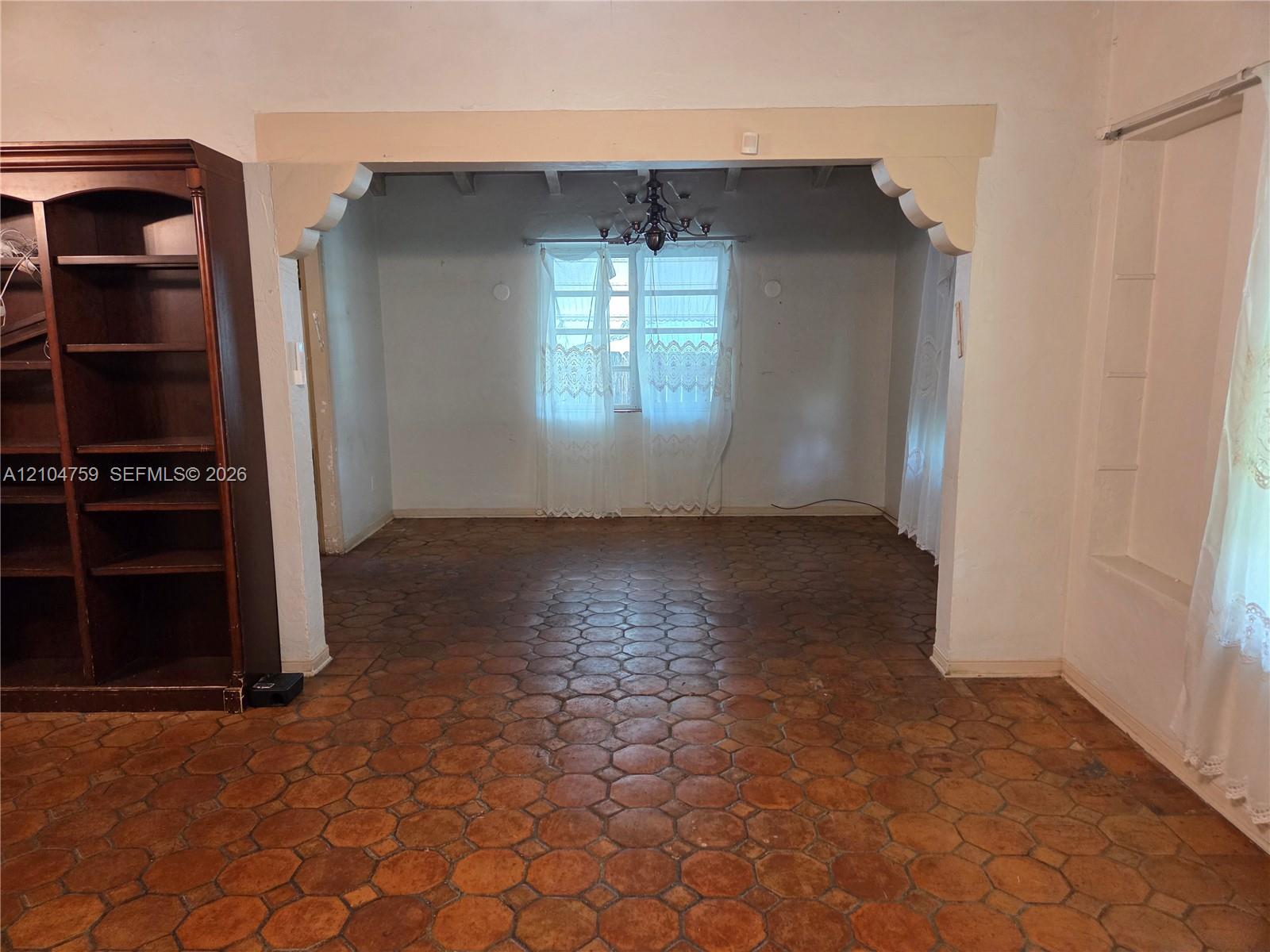 1257 Alton Road Property Photo 2