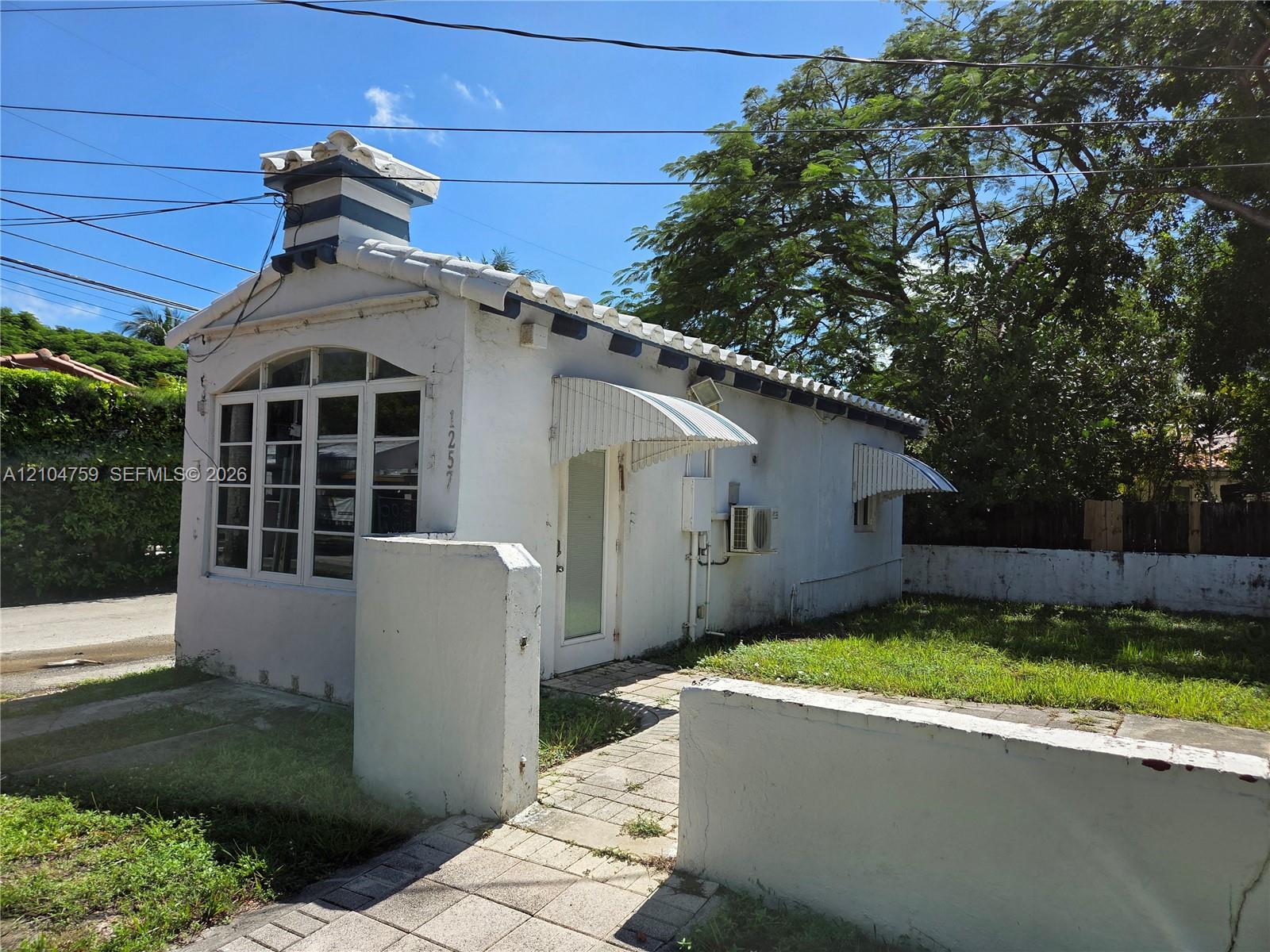 1257 Alton Road Property Photo 4