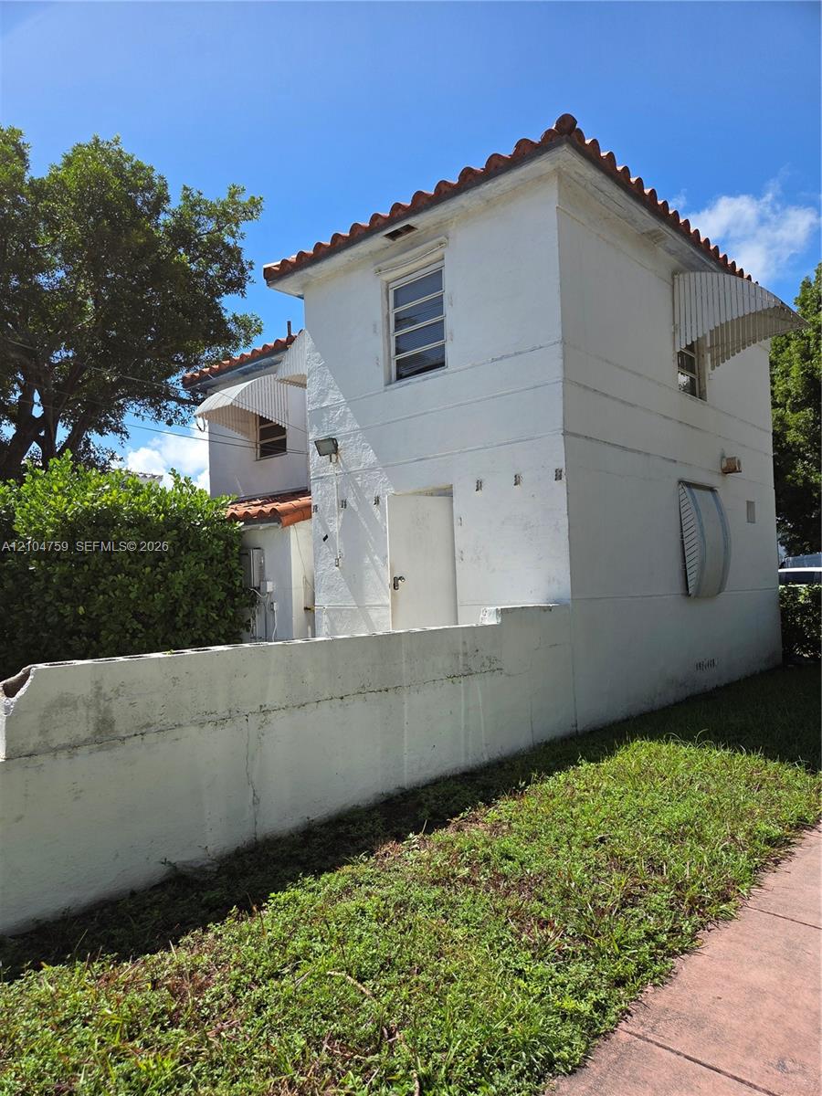 1257 Alton Road Property Photo 8