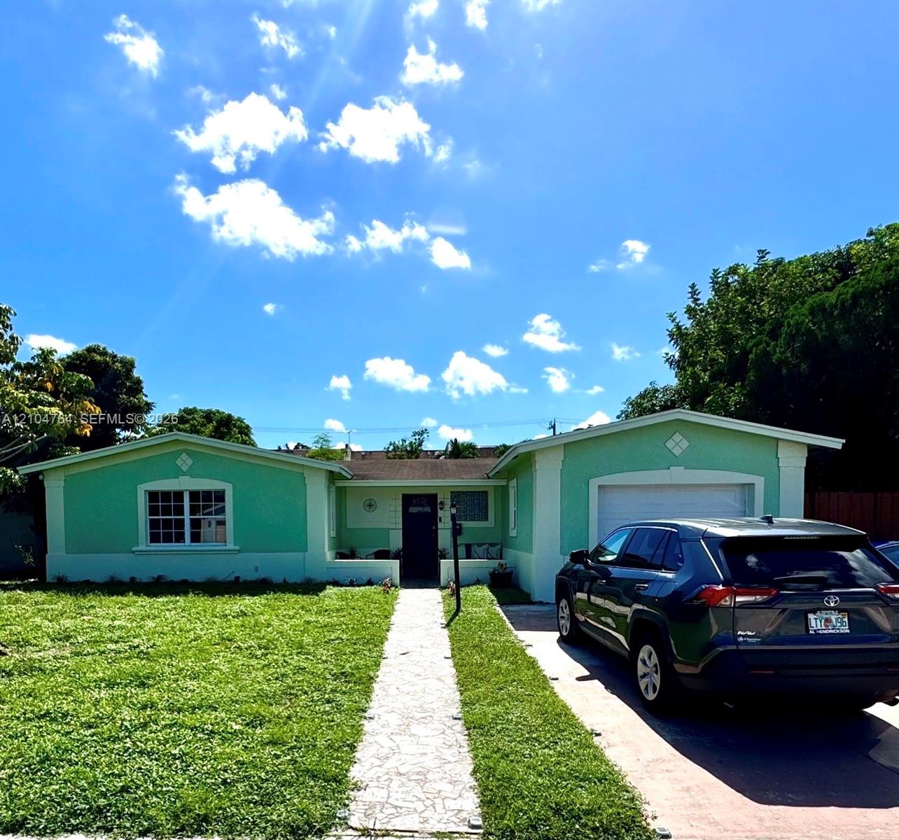 6472 Sw 10th Court Property Photo 1