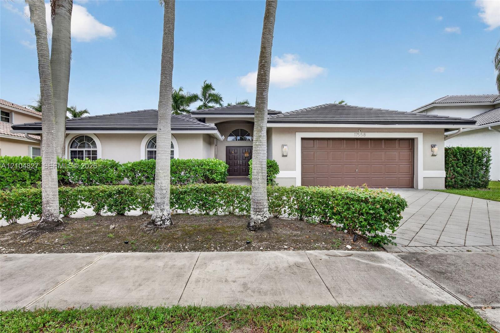 17558 Sw 13th Street Property Photo 1
