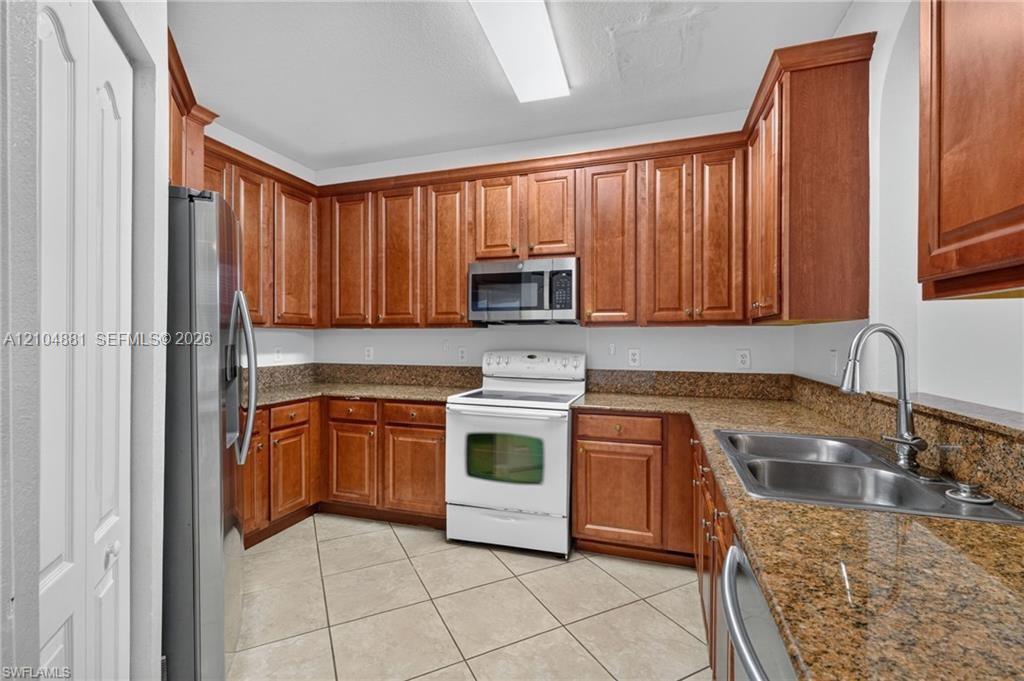 7032 Ambrosia 703 Property Photo 8