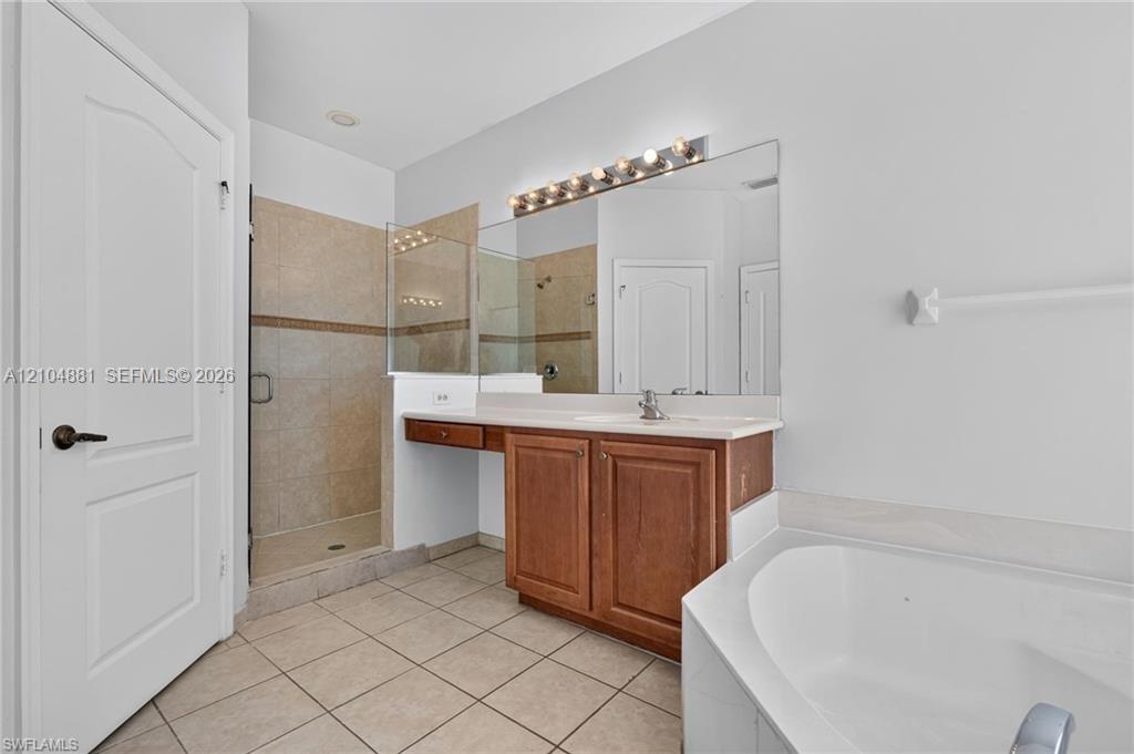 7032 Ambrosia 703 Property Photo 16