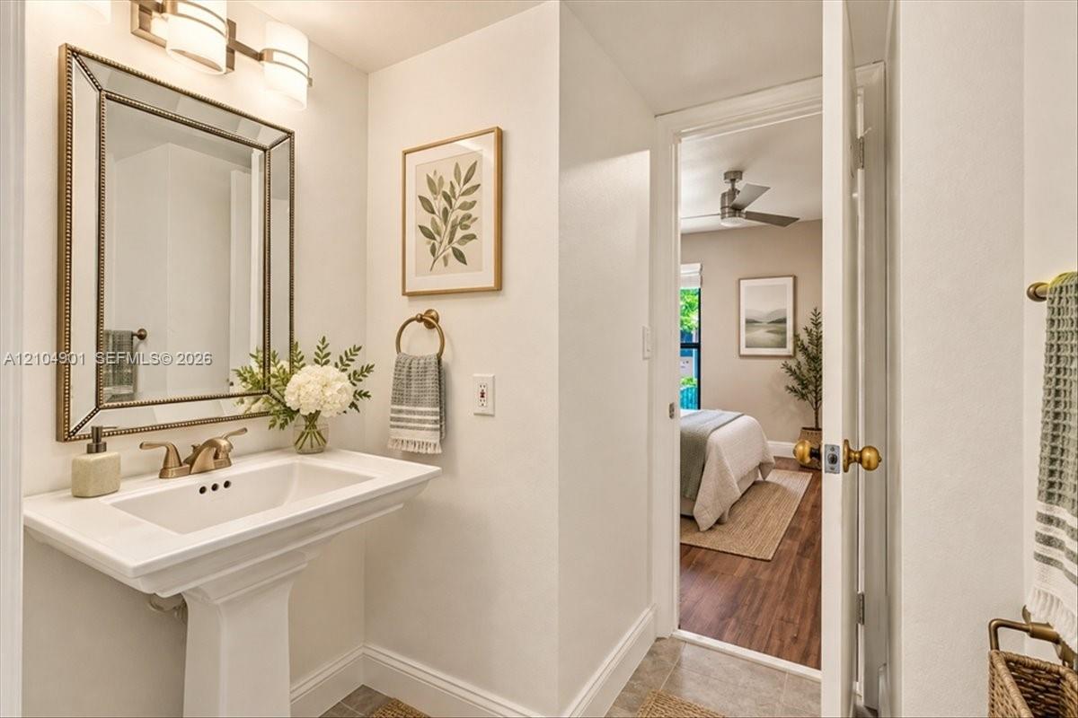 8979 Palm Tree Lane 8979 Property Photo 21