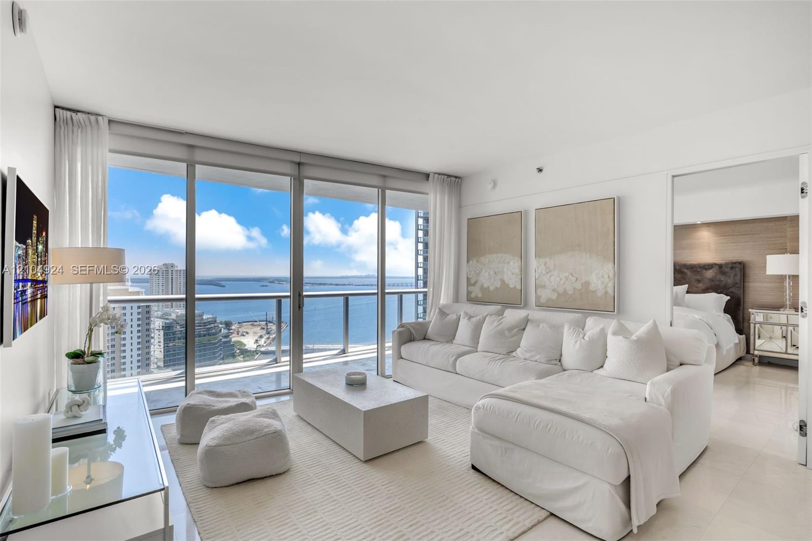 465 Brickell Avenue 2703 Property Photo 1