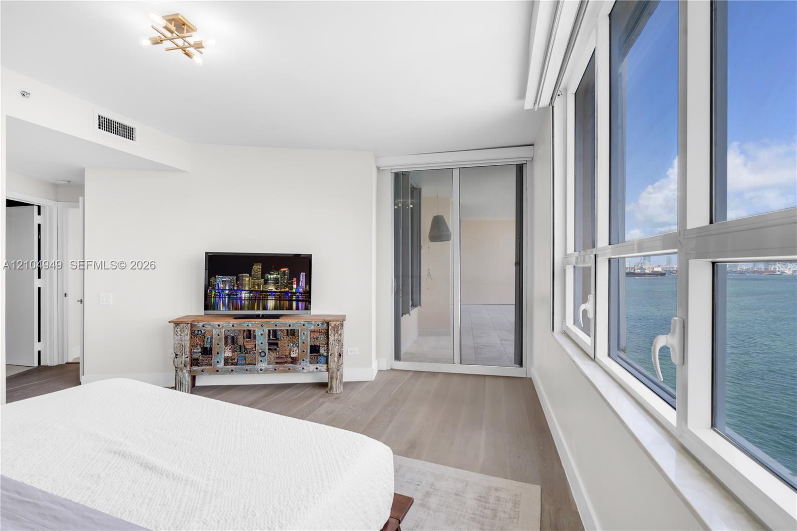 808 Brickell Key Drive 1006 Property Photo 27