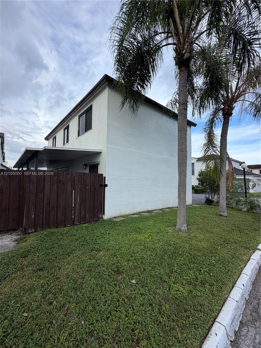 14815 Sw 90th Terrace Property Photo 5