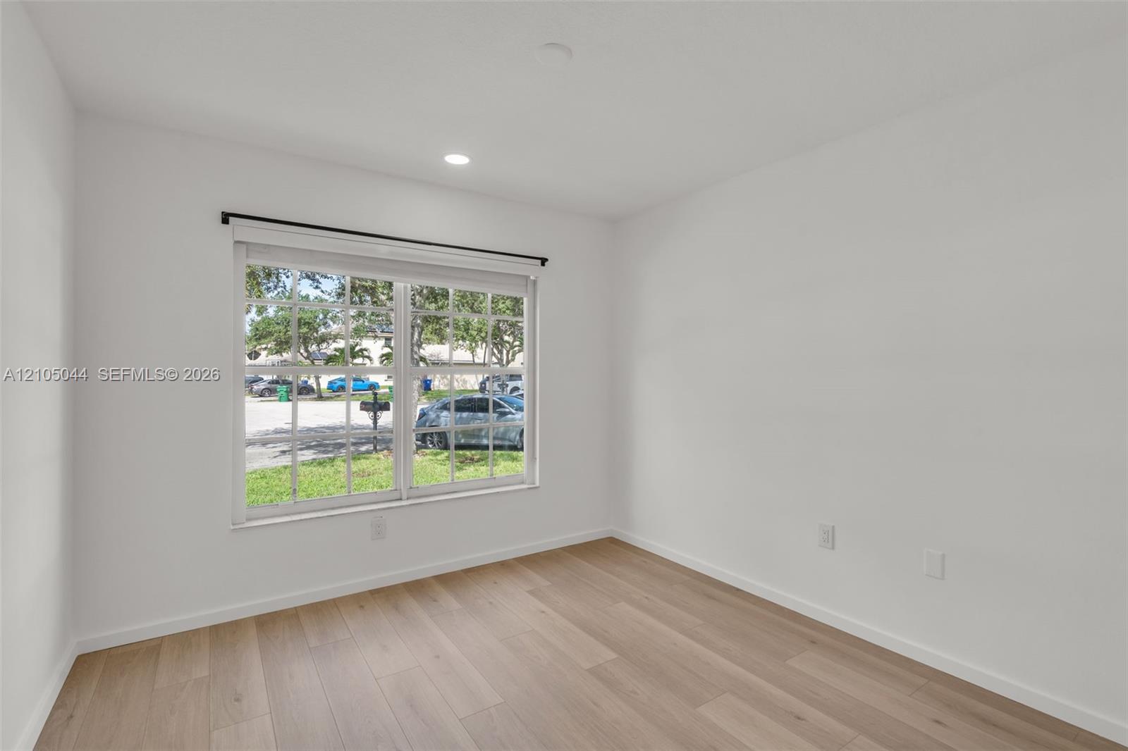 16118 Sw 28th Court 0 Property Photo 18