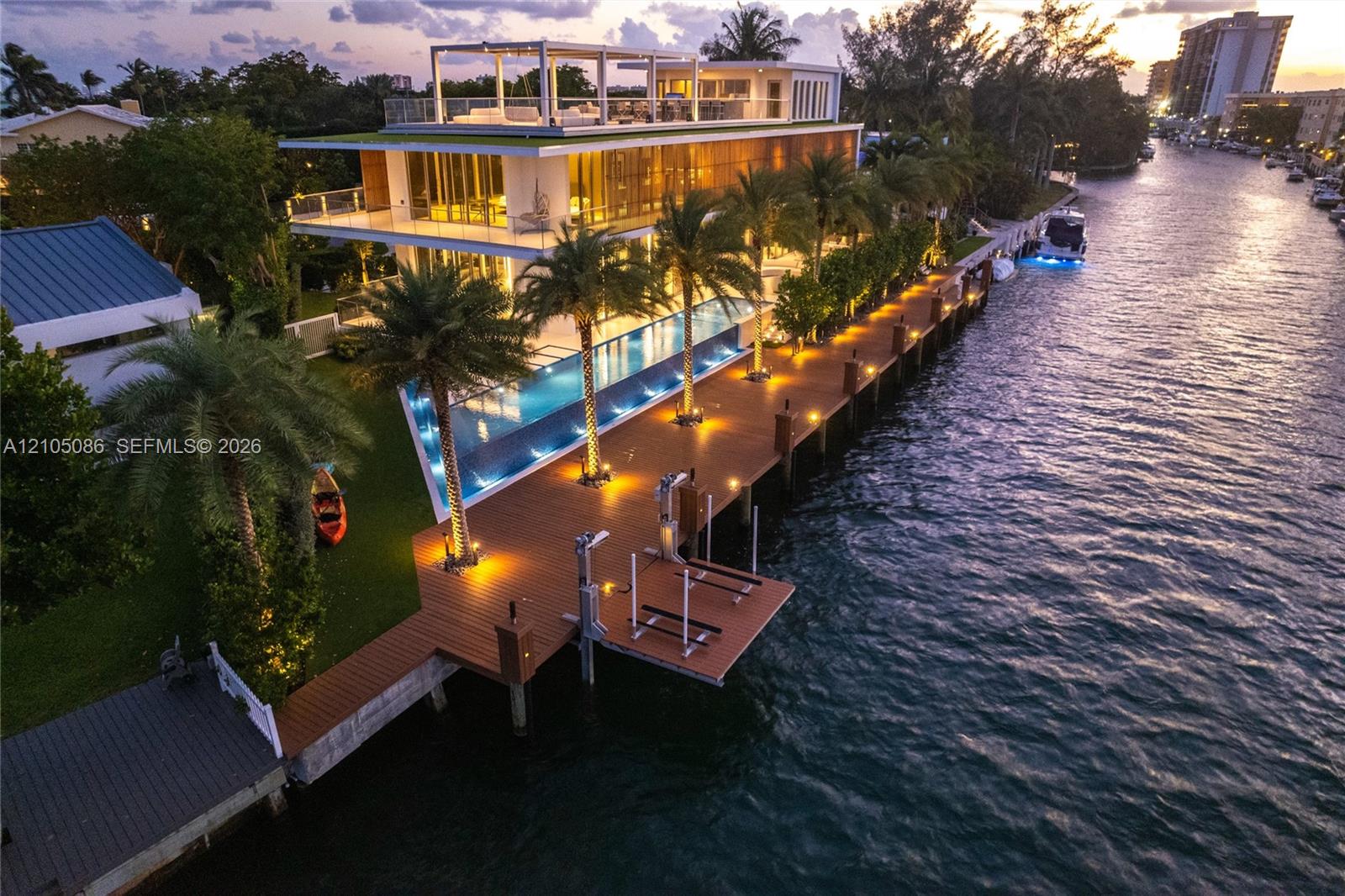 13390 Biscayne Bay Drive Property Photo 1