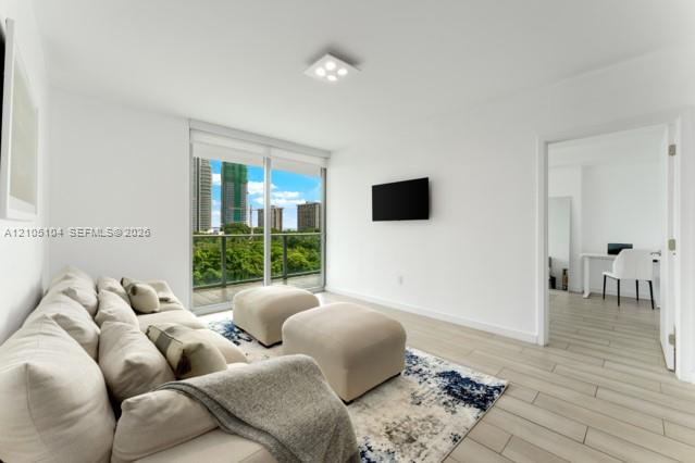1600 Sw 1st Avenue 707 Property Photo 1