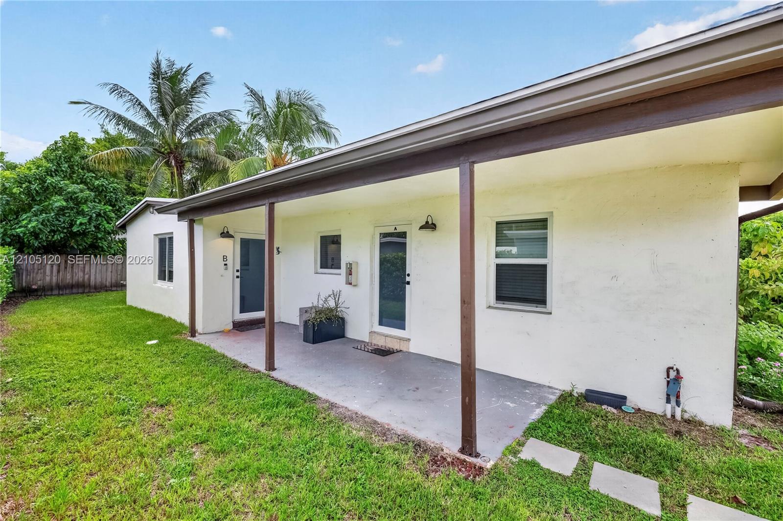 A12105120 Property Photo 2
