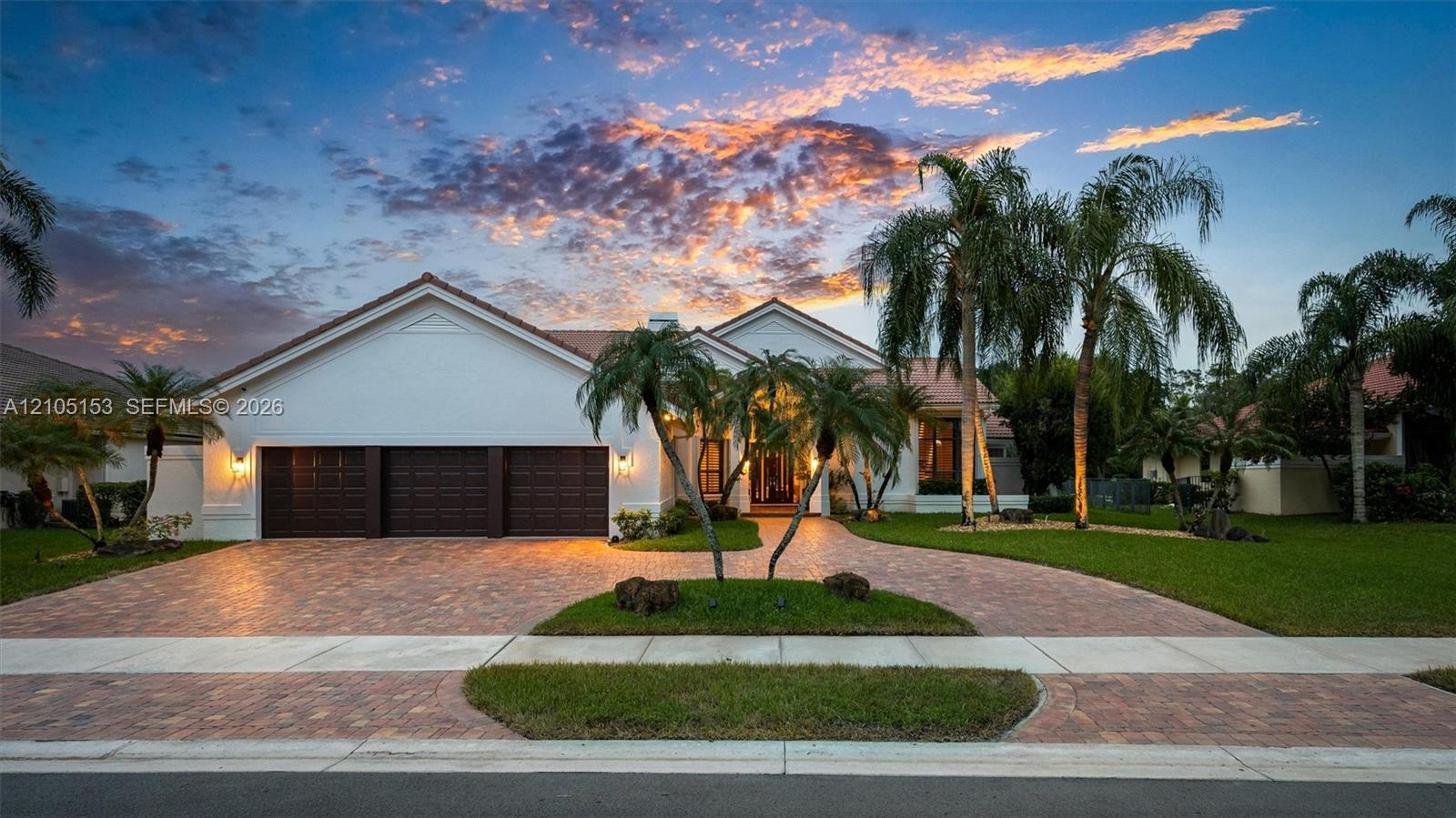 355 Coconut Circle Property Photo 1