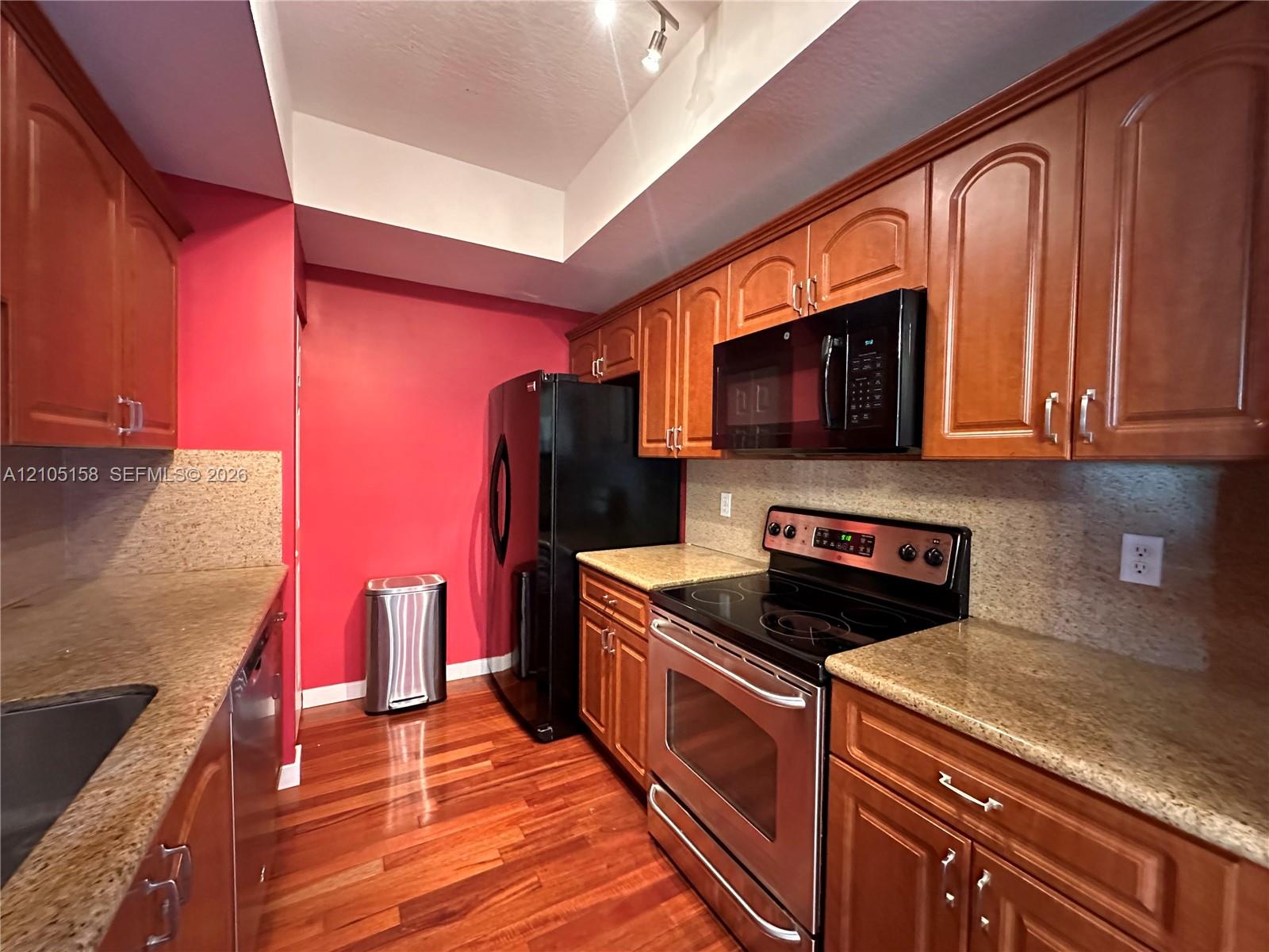 3590 Coral Way 611 Property Photo 13