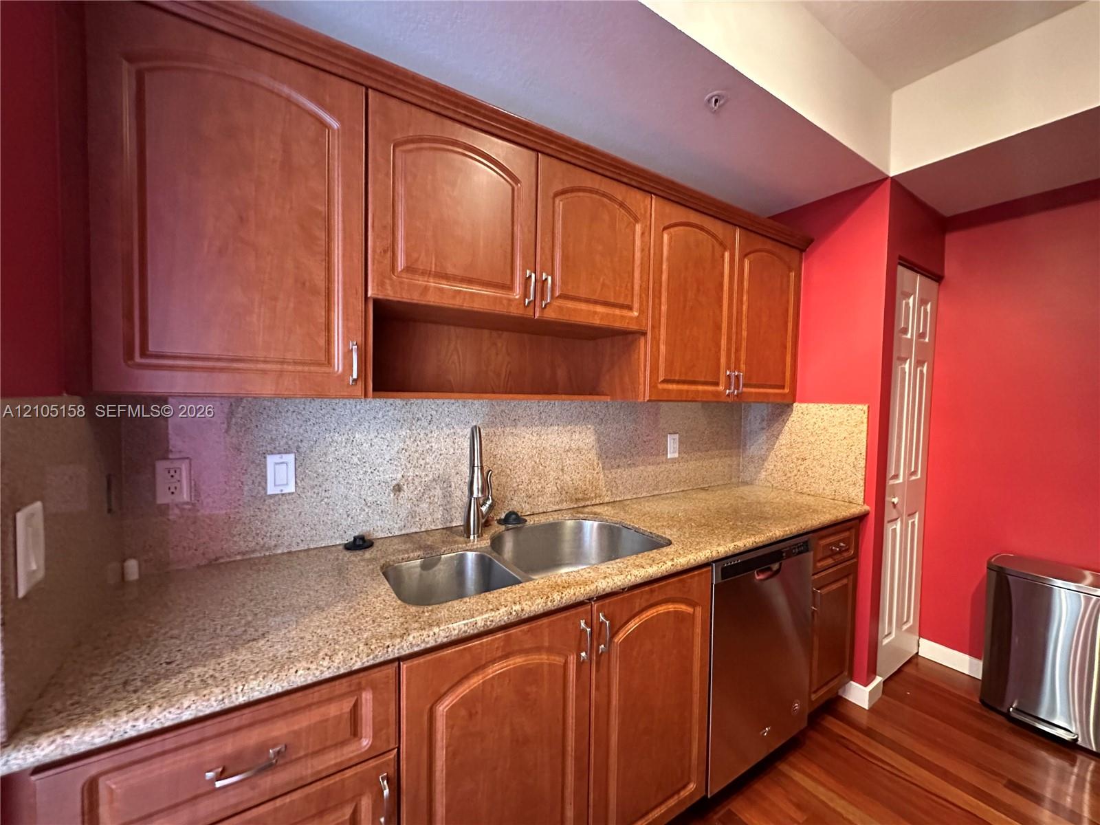 3590 Coral Way 611 Property Photo 14