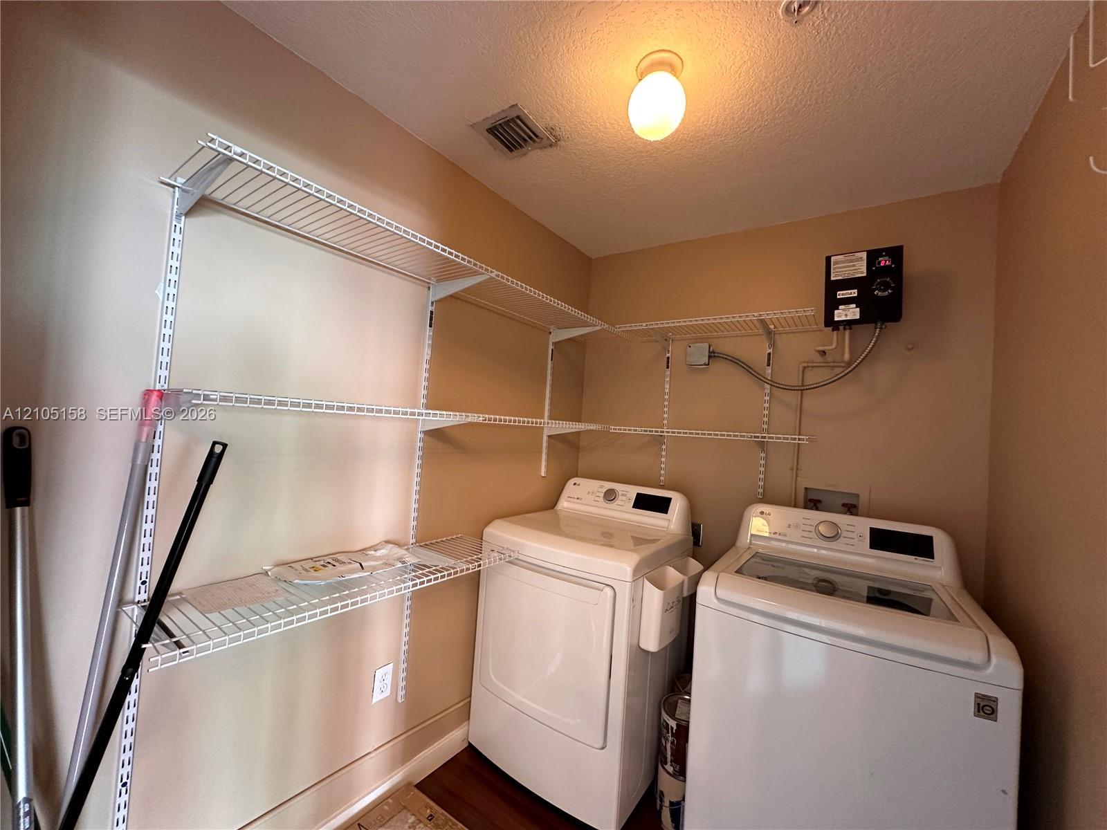 3590 Coral Way 611 Property Photo 23