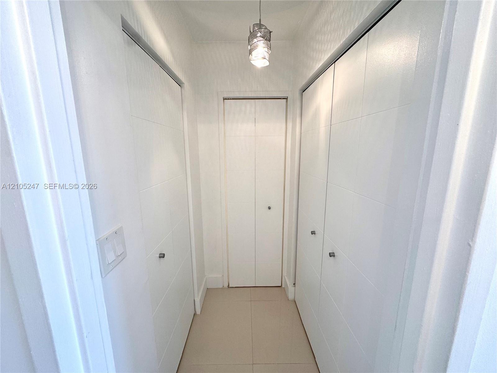 2899 Collins Avenue 904 Property Photo 9