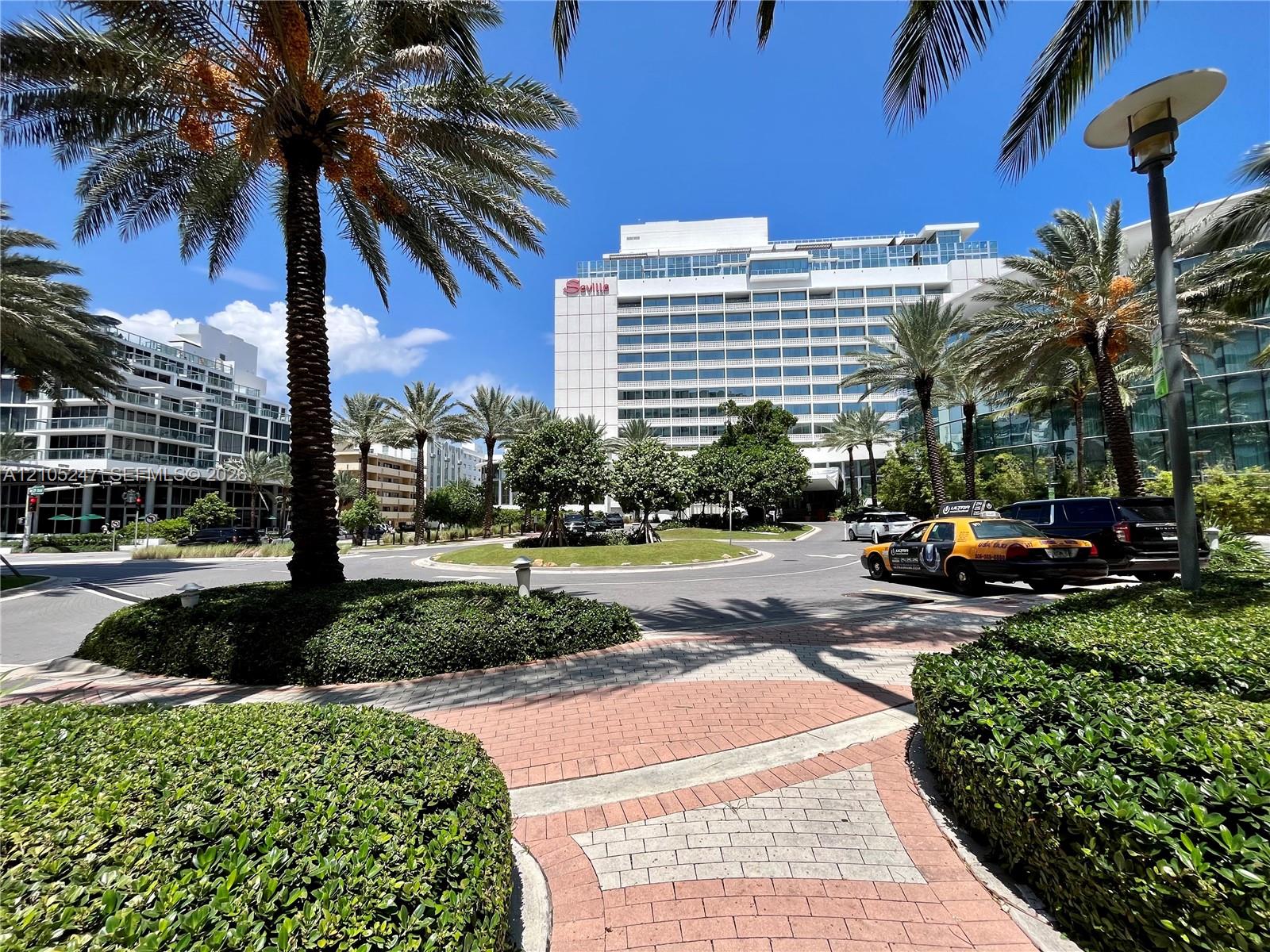 2899 Collins Avenue 904 Property Photo 21