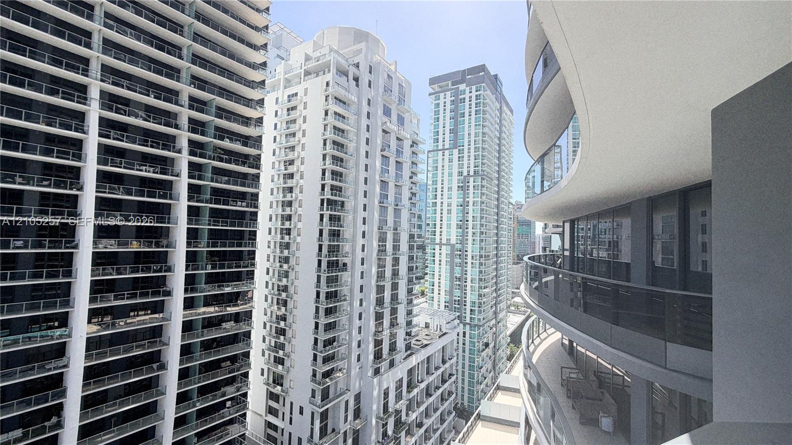 1000 Brickell Plaza 2415 Property Photo 14