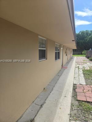 2208 Garfield Street B Property Photo 7
