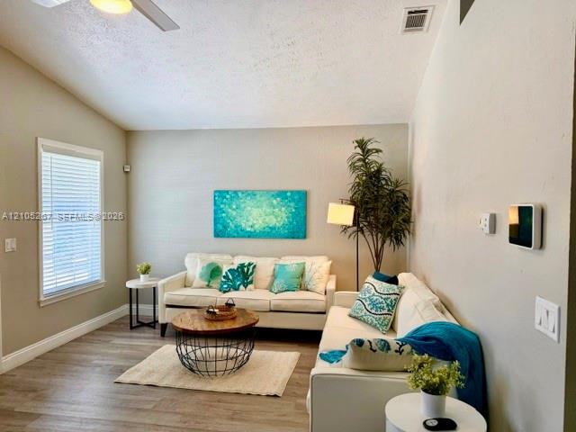 A12105267 Property Photo 6