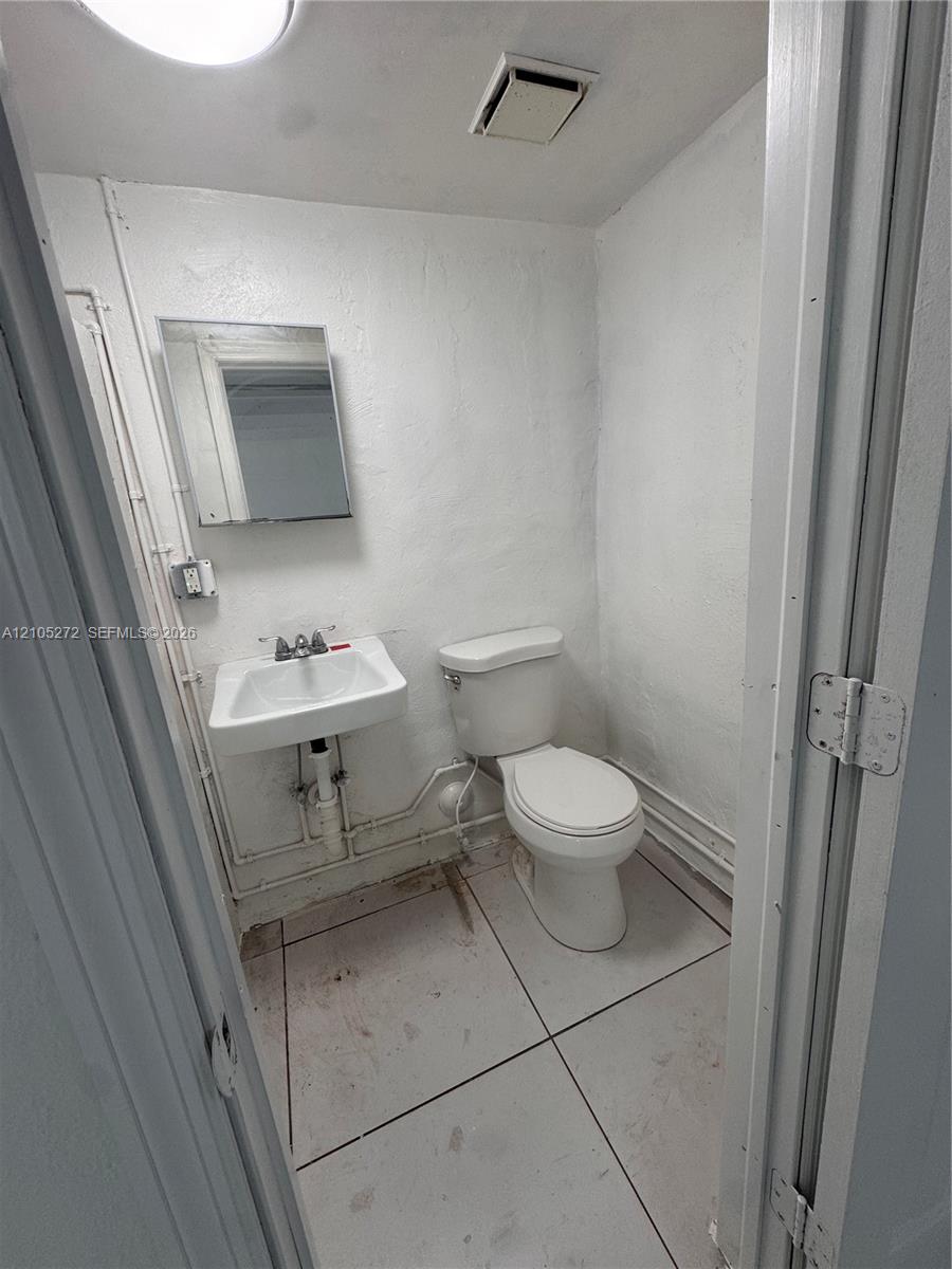 354 Rardin Avenue 2 Property Photo 6