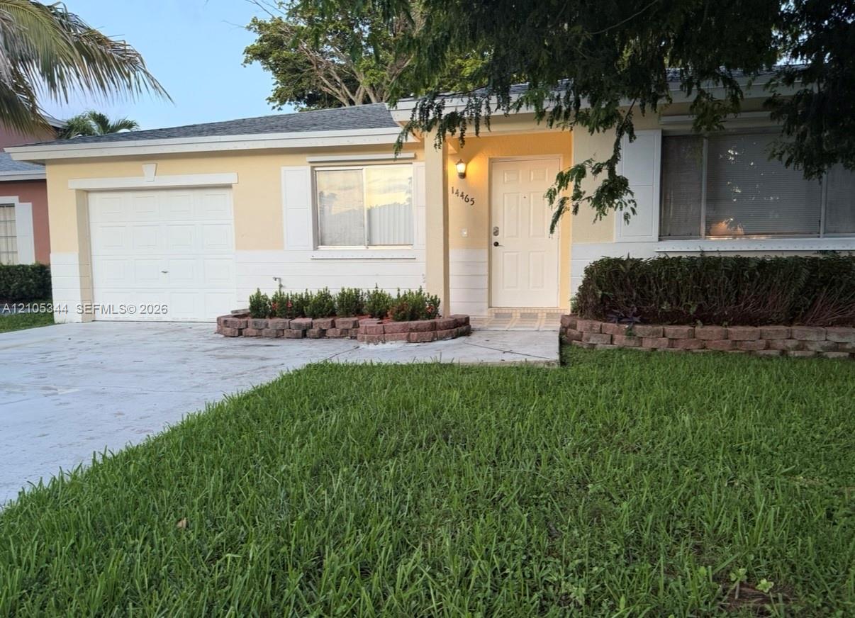 14465 SW 139th Ave Circle E Property Photo 1