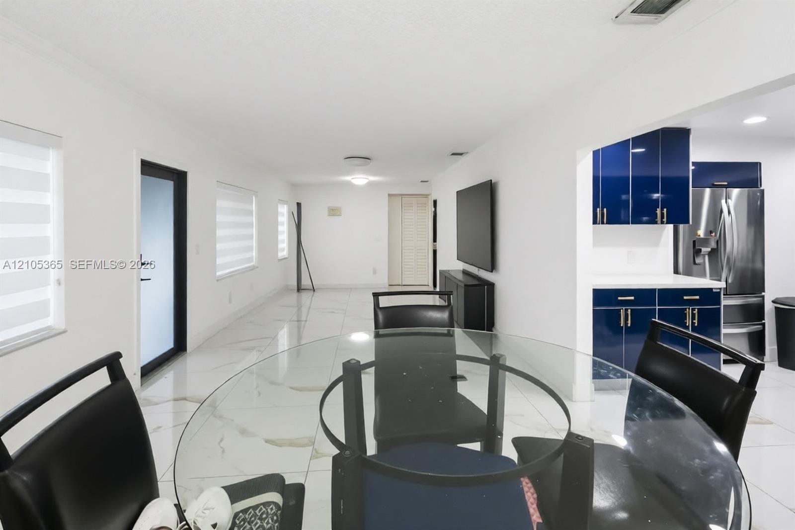 30 E 36th Street Property Photo 6