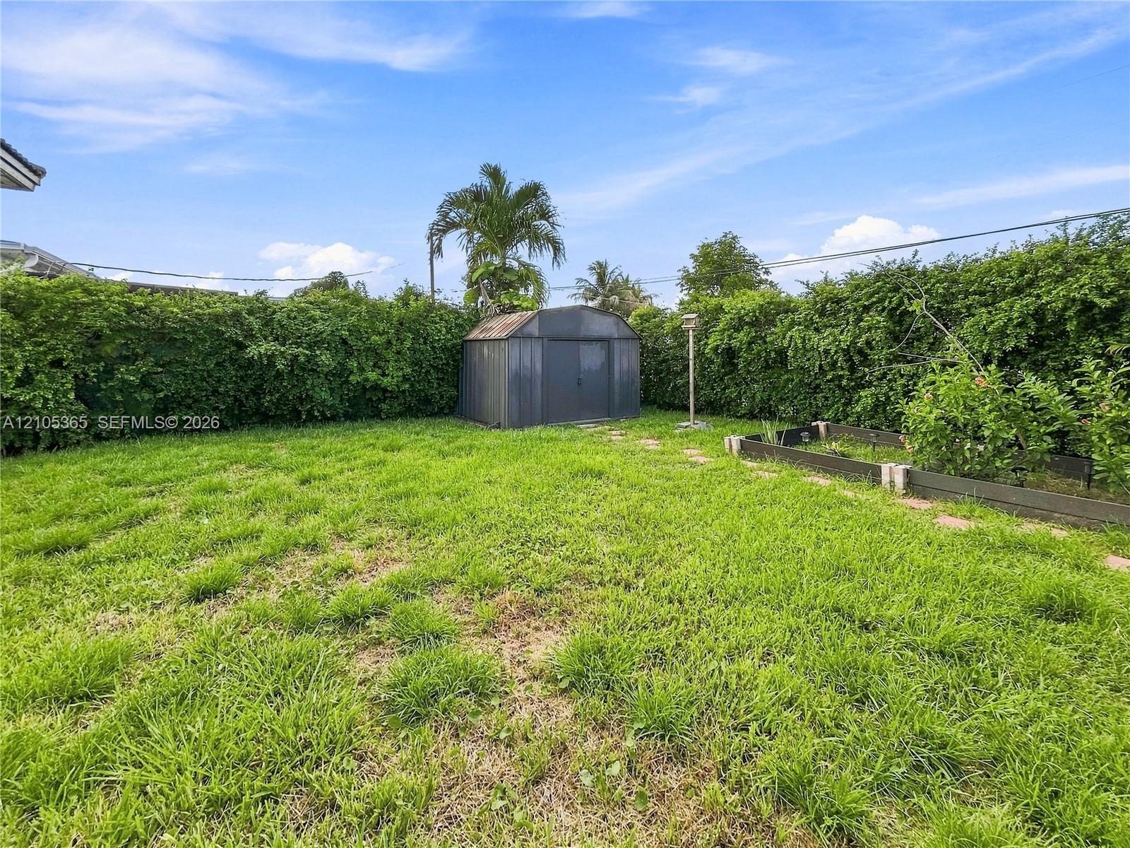 30 E 36th Street Property Photo 18