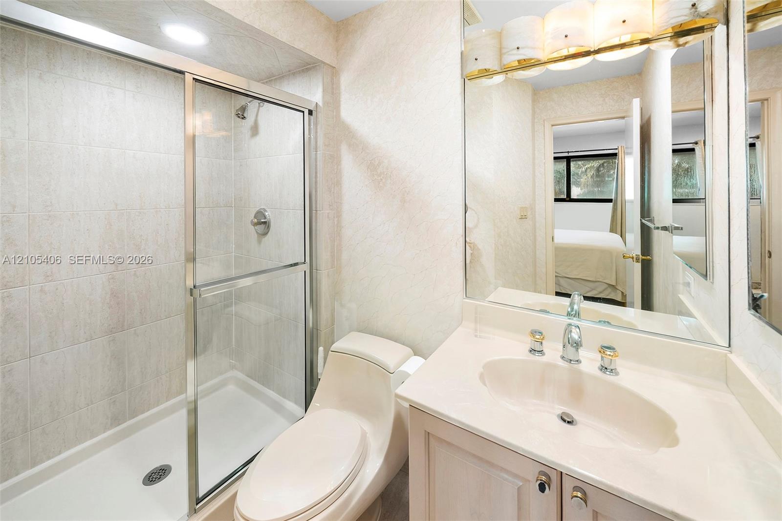 407 Sunset Drive Property Photo 43