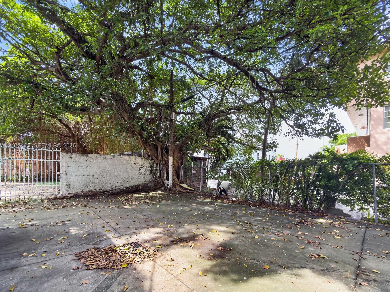 967 Sw 5th Street 11 Property Photo 11