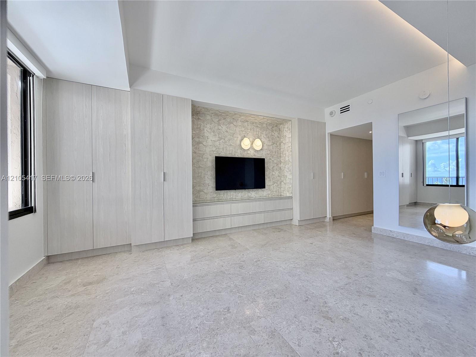 201 Crandon Boulevard 605 Property Photo 1
