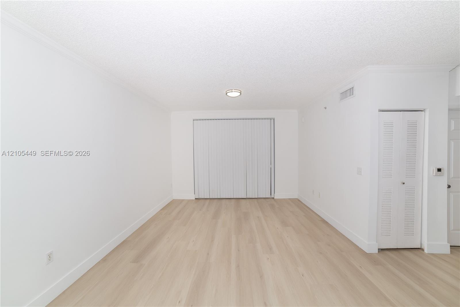 17145 N Bay Road 4203 Property Photo 5