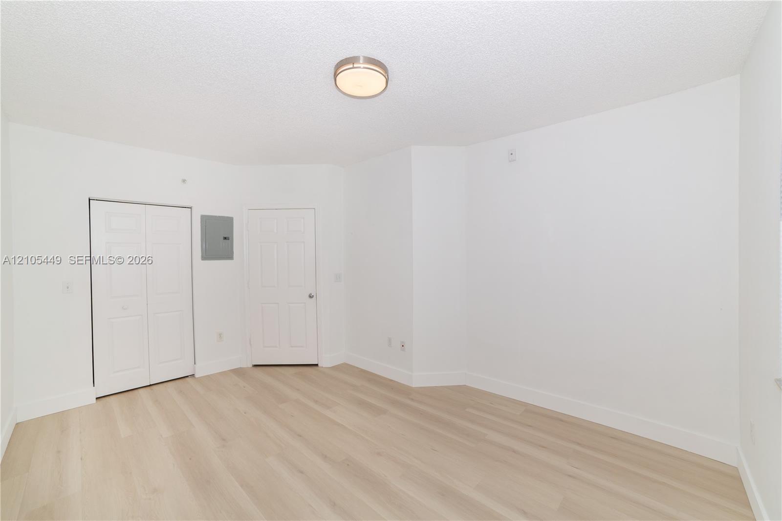 17145 N Bay Road 4203 Property Photo 18