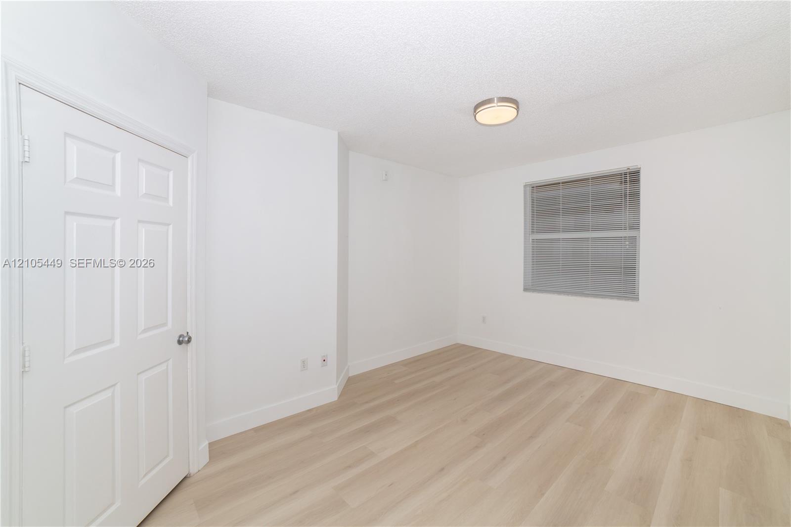 17145 N Bay Road 4203 Property Photo 23