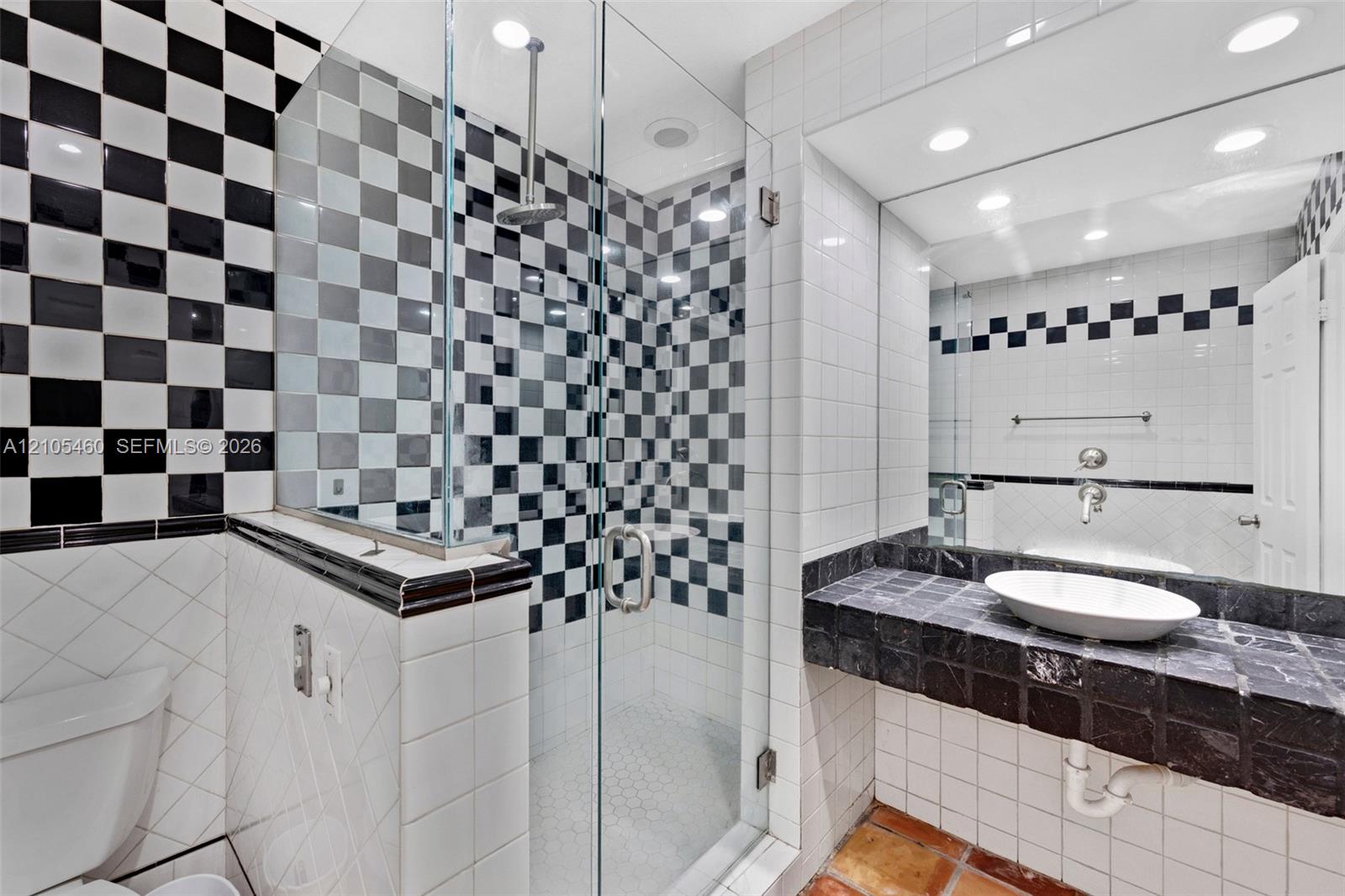 A12105460 Property Photo 9