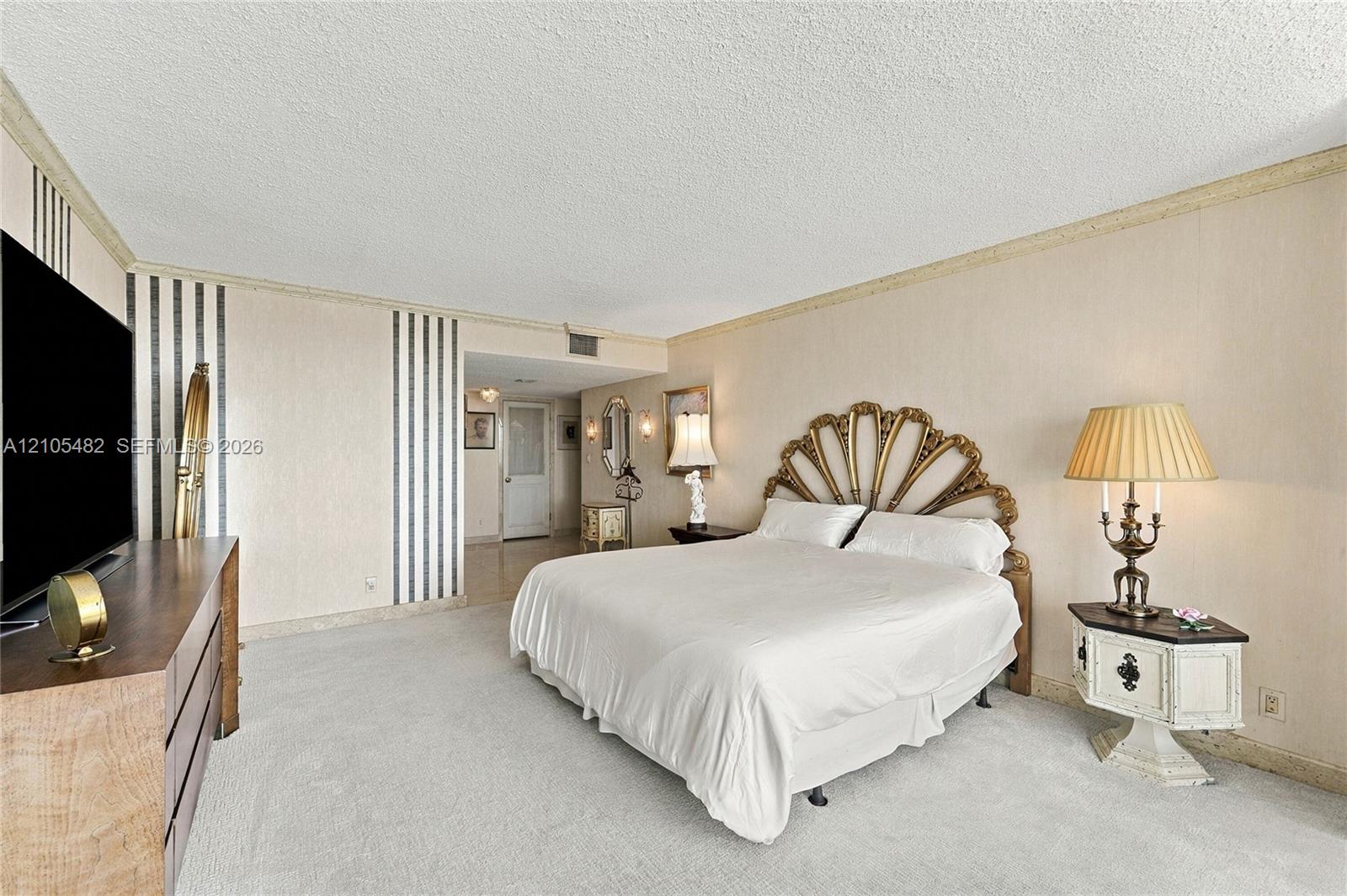 2100 S Ocean Lane 808 Property Photo 12