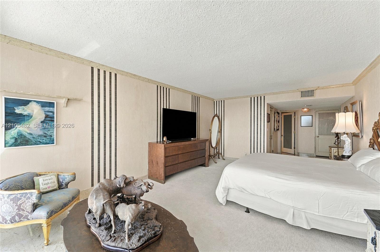 2100 S Ocean Lane 808 Property Photo 14