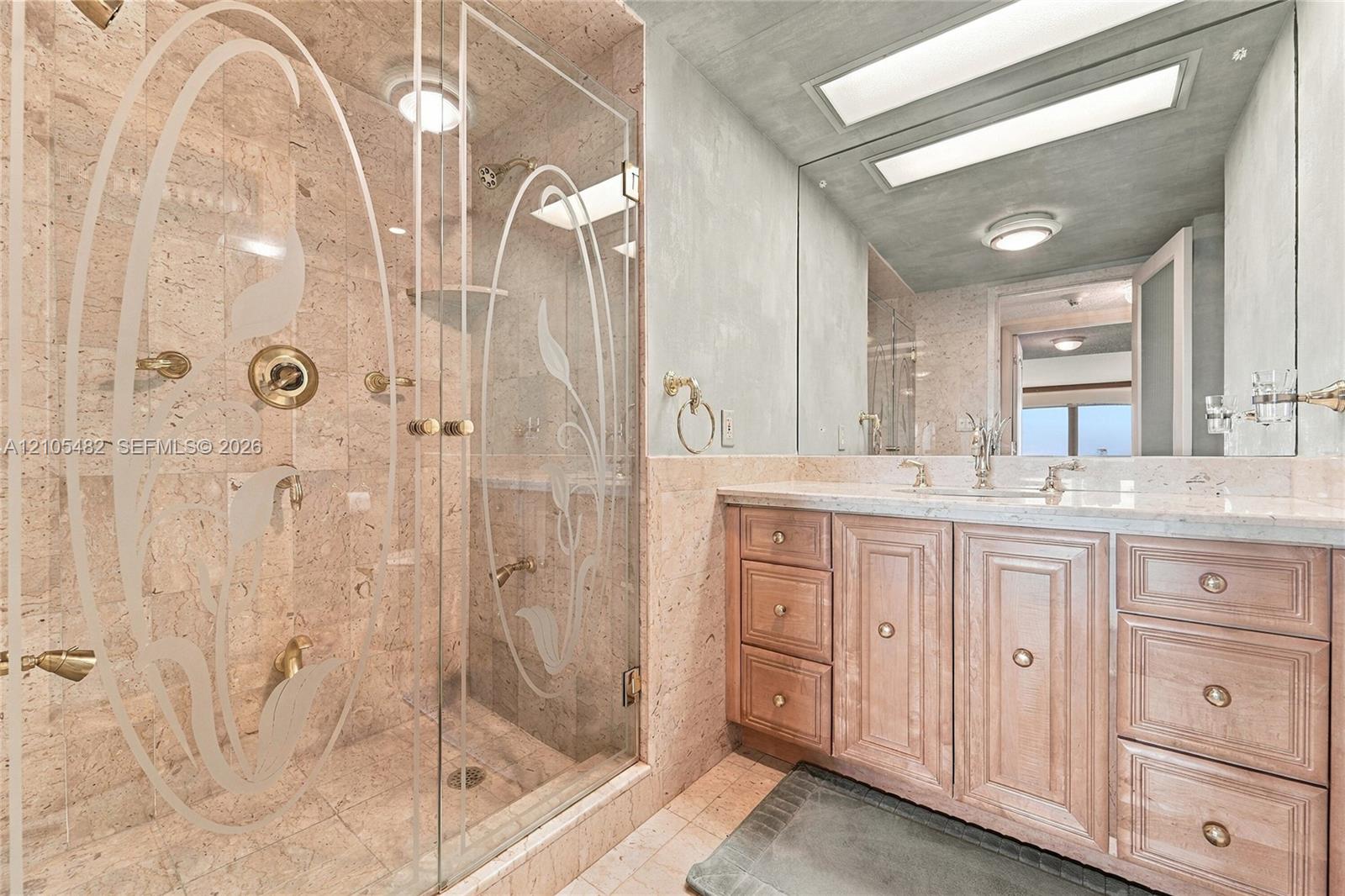 2100 S Ocean Lane 808 Property Photo 21