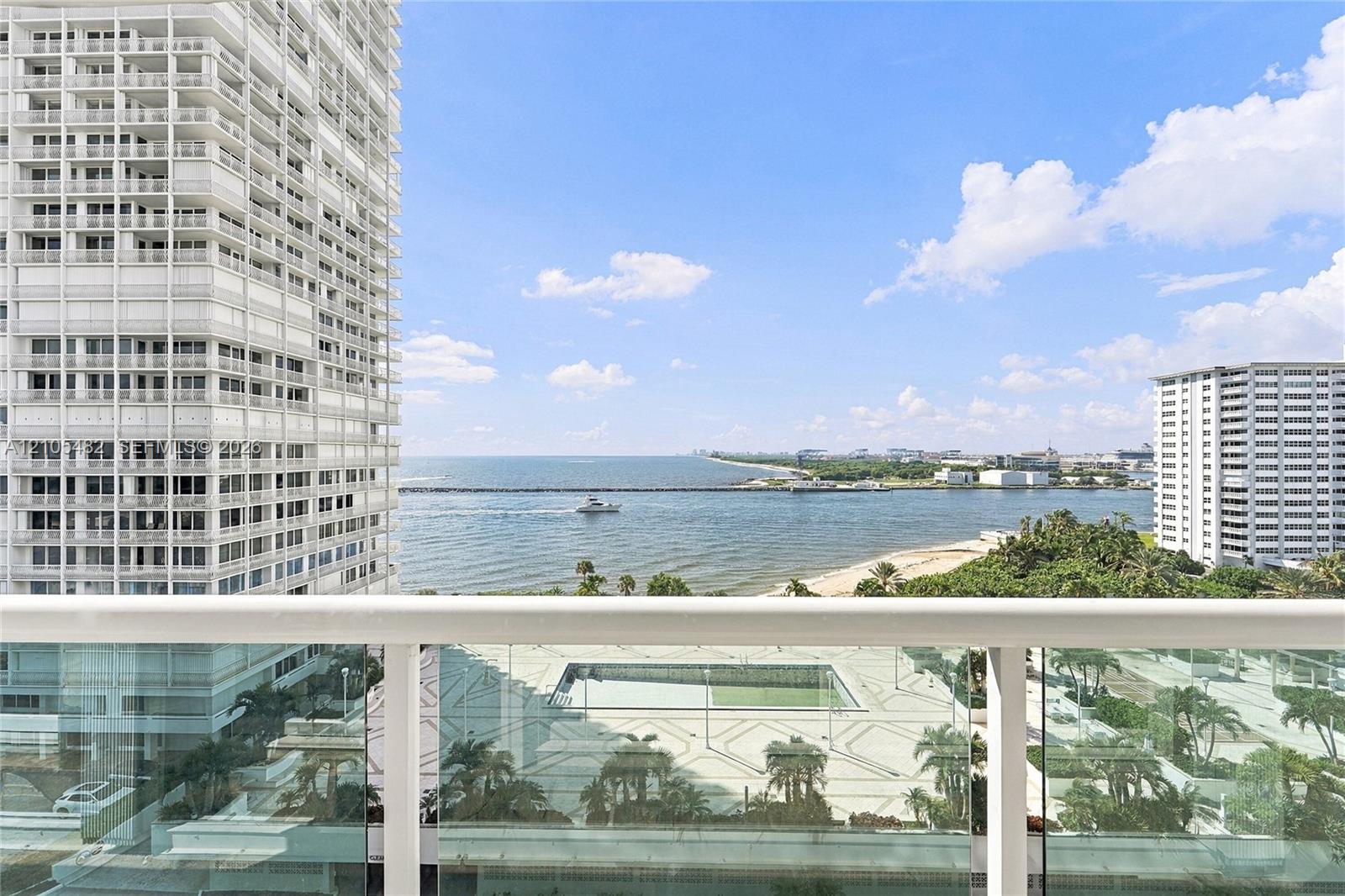 2100 S Ocean Lane 808 Property Photo 26
