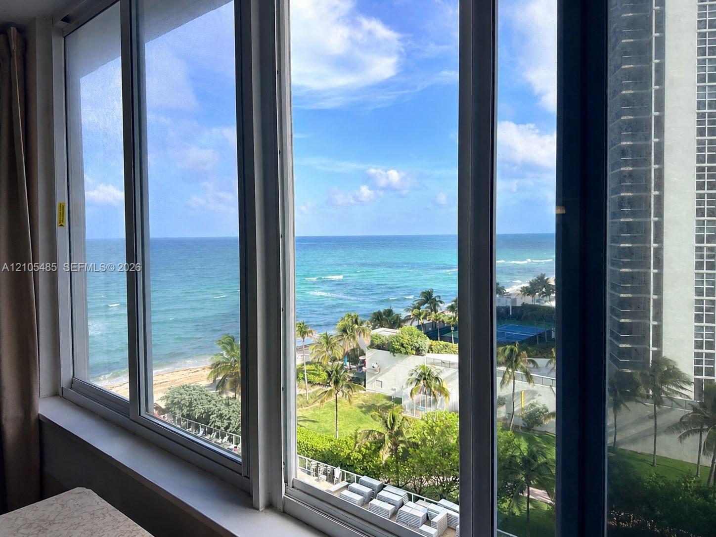 19201 Collins Avenue 707 Property Photo 11