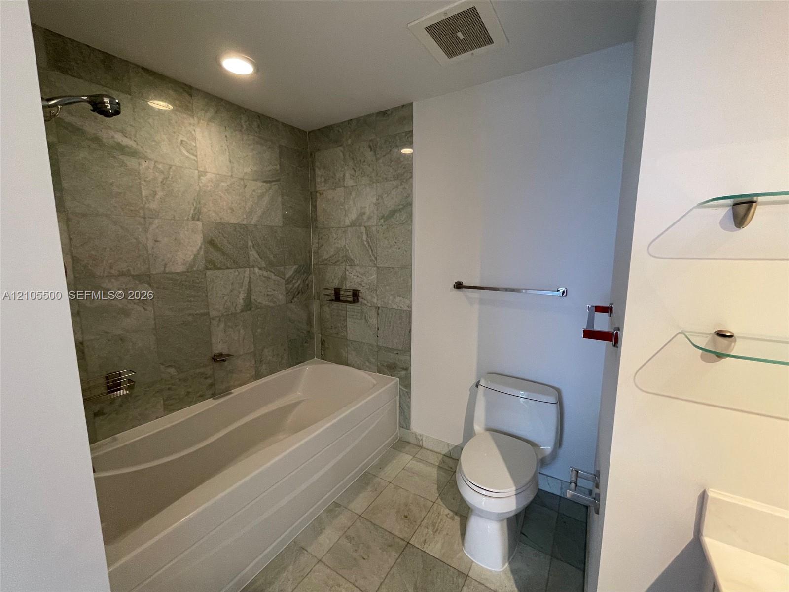 1060 Brickell Avenue 3905 Property Photo 25