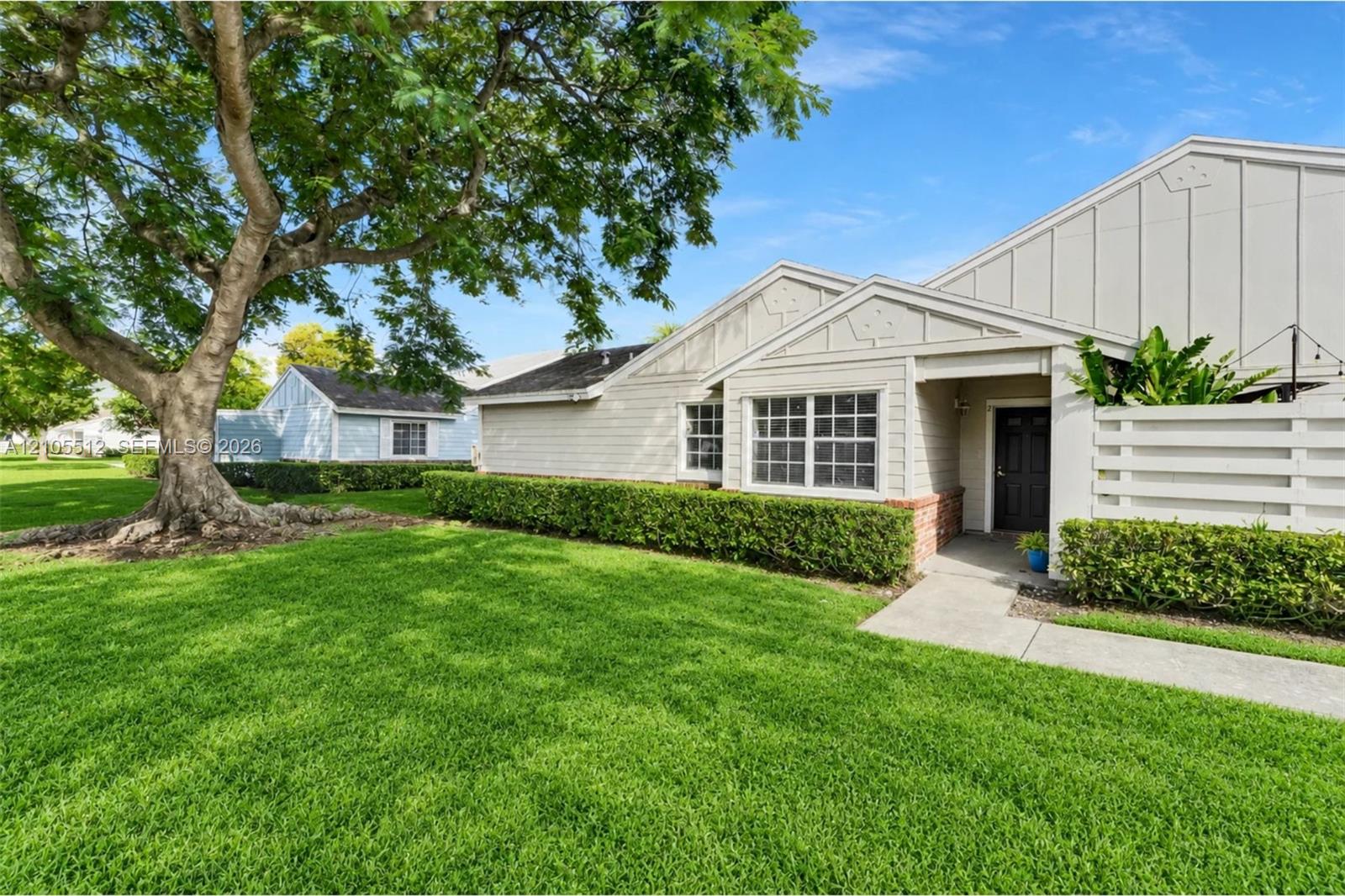 13785 Sw 147th Cir Lane 2-14 Property Photo 2