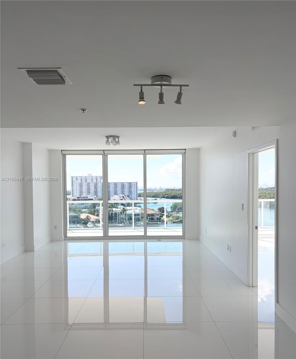 400 Sunny Isles Boulevard 1002 Property Photo 6